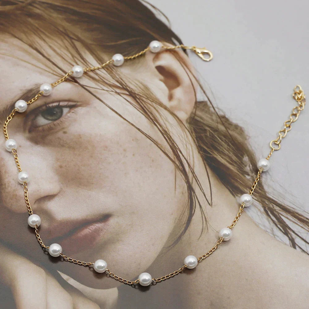 Kleine Perlenkette in Gold