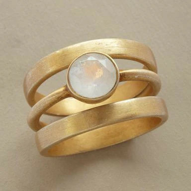 Vintage Gold- und eingelegter Mondsteinring